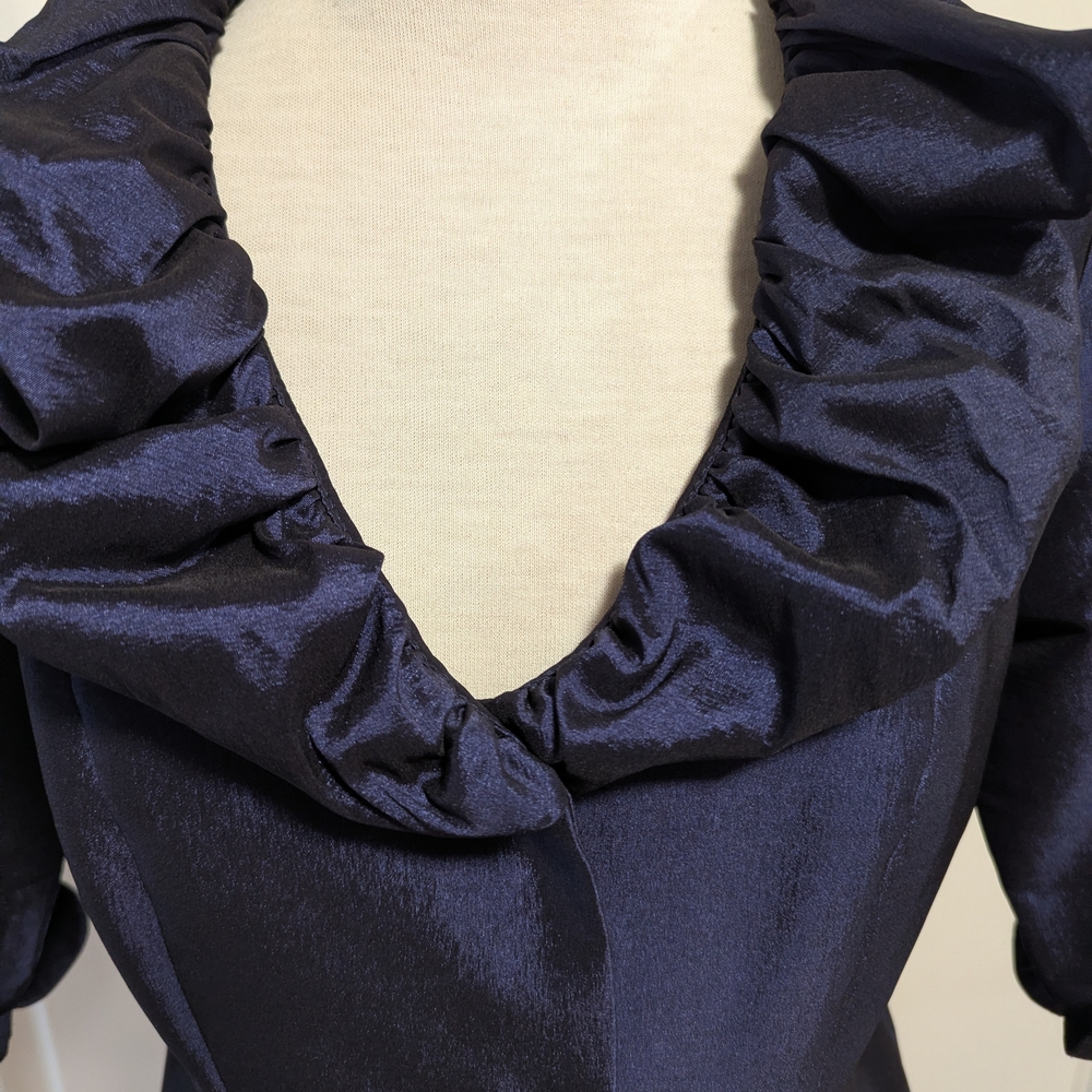 Elegant Ruffled Blazer - Picture 5 of 9